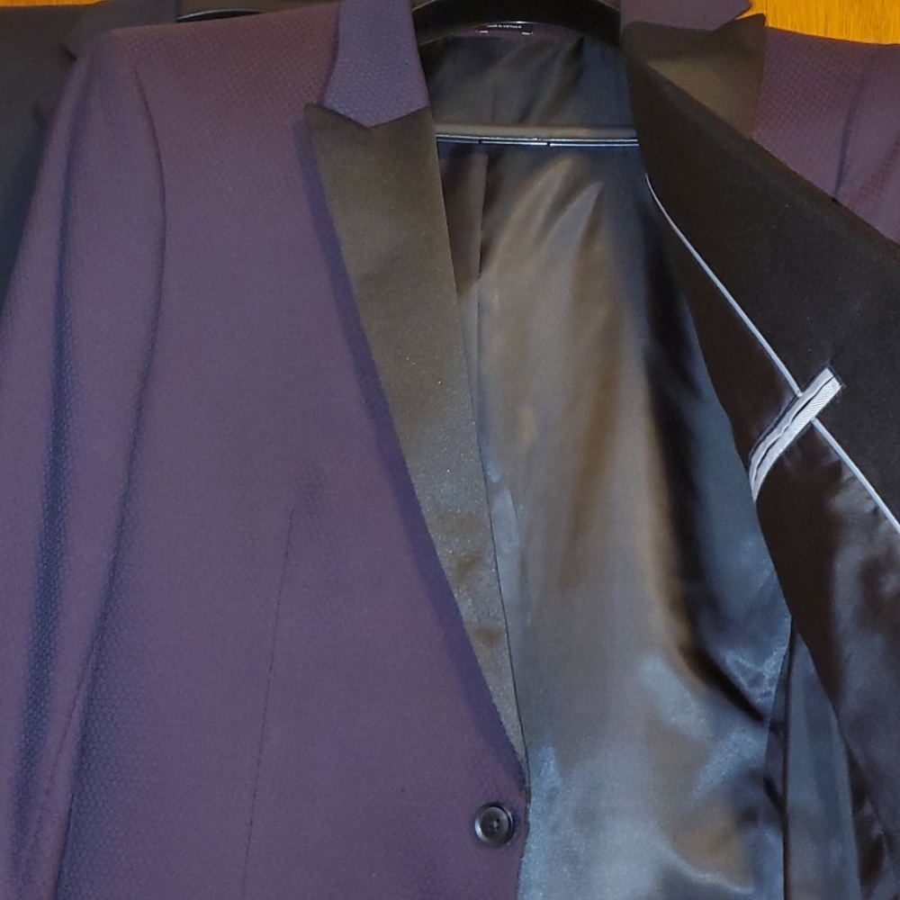 Men's Jacket - Picture 3 of 4